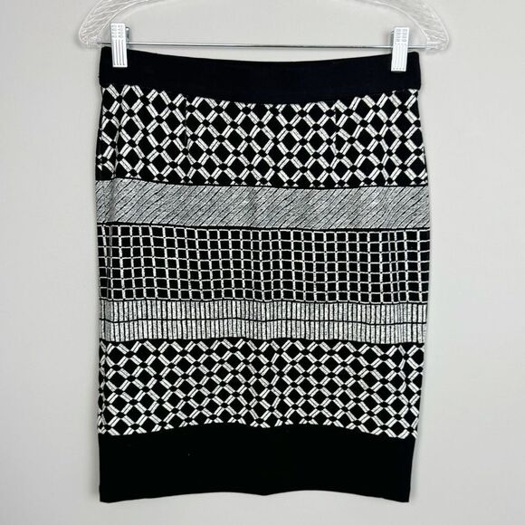 CATO | Black & White Multiprint Stripe Pull On Stretch Skirt Women’s Size Small - Picture 1 of 6